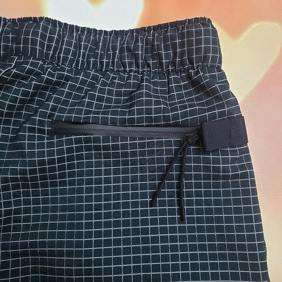 Nike | Sportswear Tech Pack Shorts | Small - Picture 10 of 12